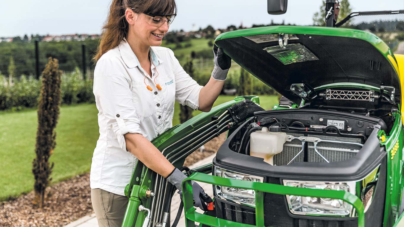 Poklopac motora koji se lako podiže