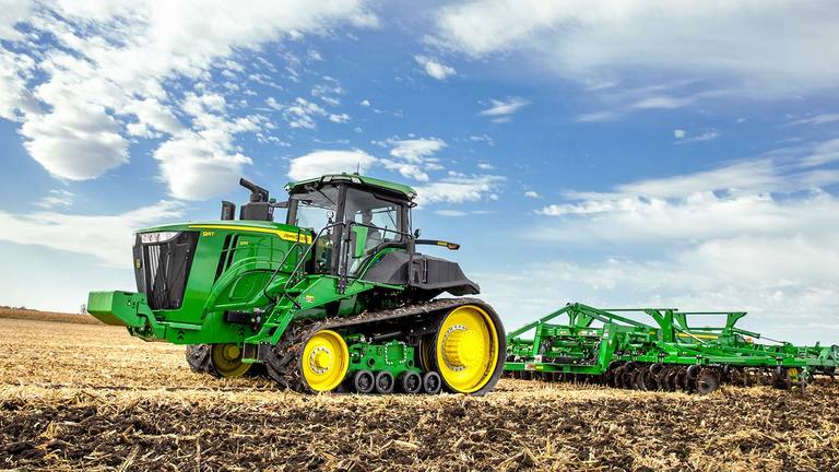  Traktor serije 9 l John Deere